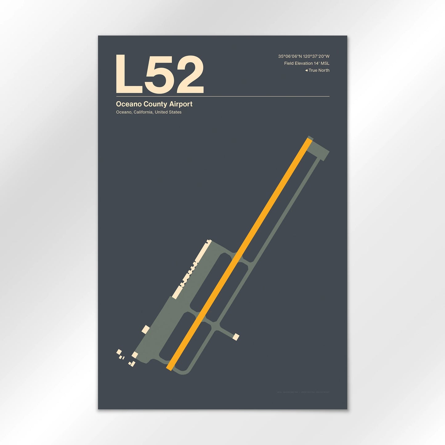 L52 Airport Diagram